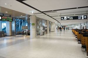 1. If you use the Arrival Gate 1, 2, or 3 Please go straight to the rental car company reception desks in the center of the terminal.