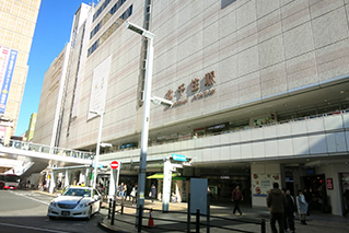 Kita-Senju Station