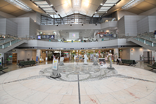 新潟空港内にあるセンタープラザ