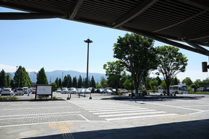 6. Cross the crosswalk and go to the parking lot.