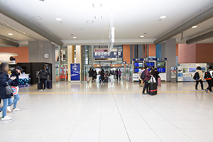 2. Go straight from the Arrival Gate to the entrance of Terminal 1.