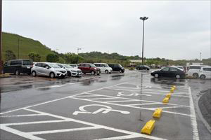 6. You can rent and return a rental car directly at the parking lot.