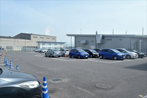 5. You can rent a car directly at the parking lot at the end of the pavement.