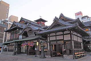 松山駅