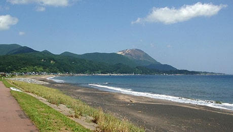 海辺の火山とワイルドな温泉を目指して函館から恵山へ