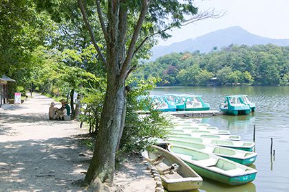 ボートと宝ヶ池
