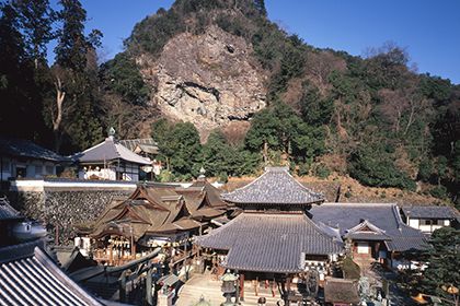 宝山寺