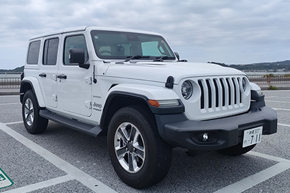 JEEP ラングラー アンリミテッド サハラ